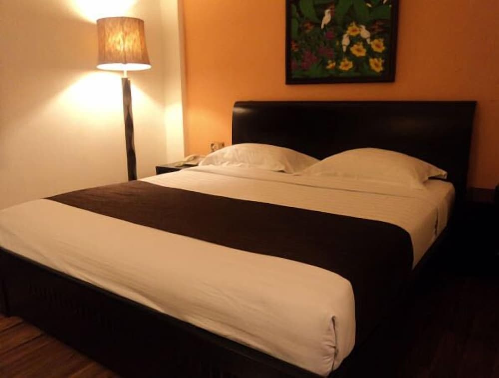 Deluxe Double or Twin Room, 1 Double or 2 Twin Beds photo 2