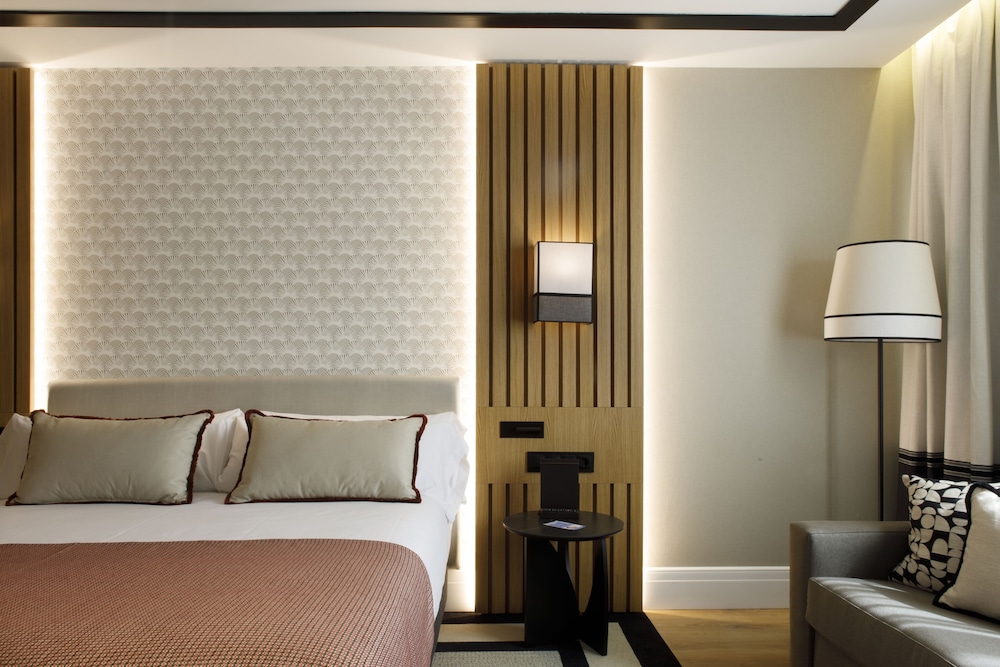 Premium Suite (Junior) photo 2