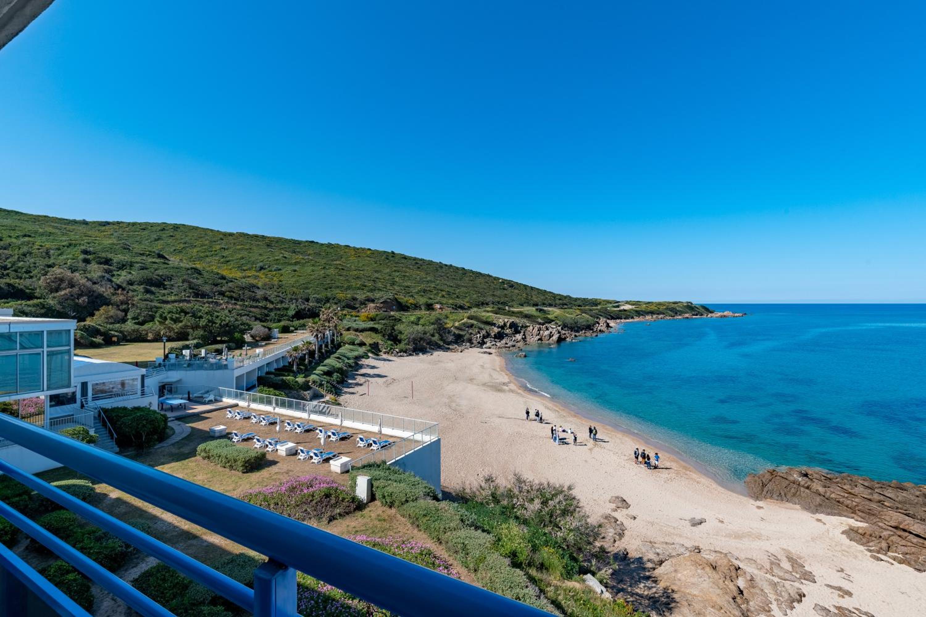 Standard Triple Room with Sea View photo 3