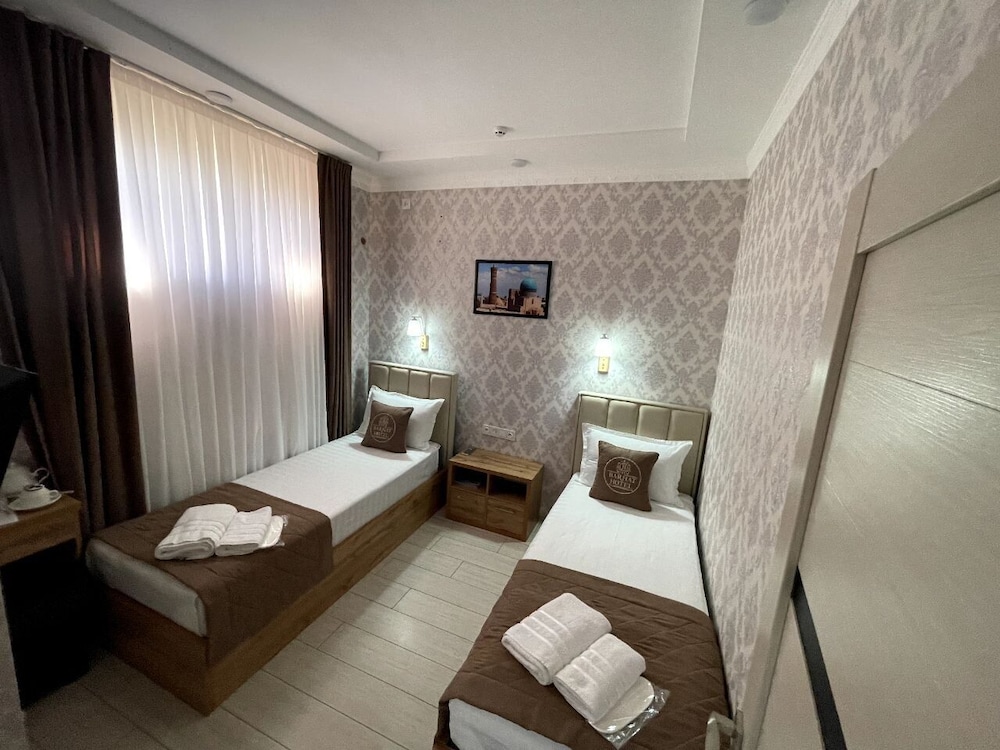Basic Twin Room - Photo 3