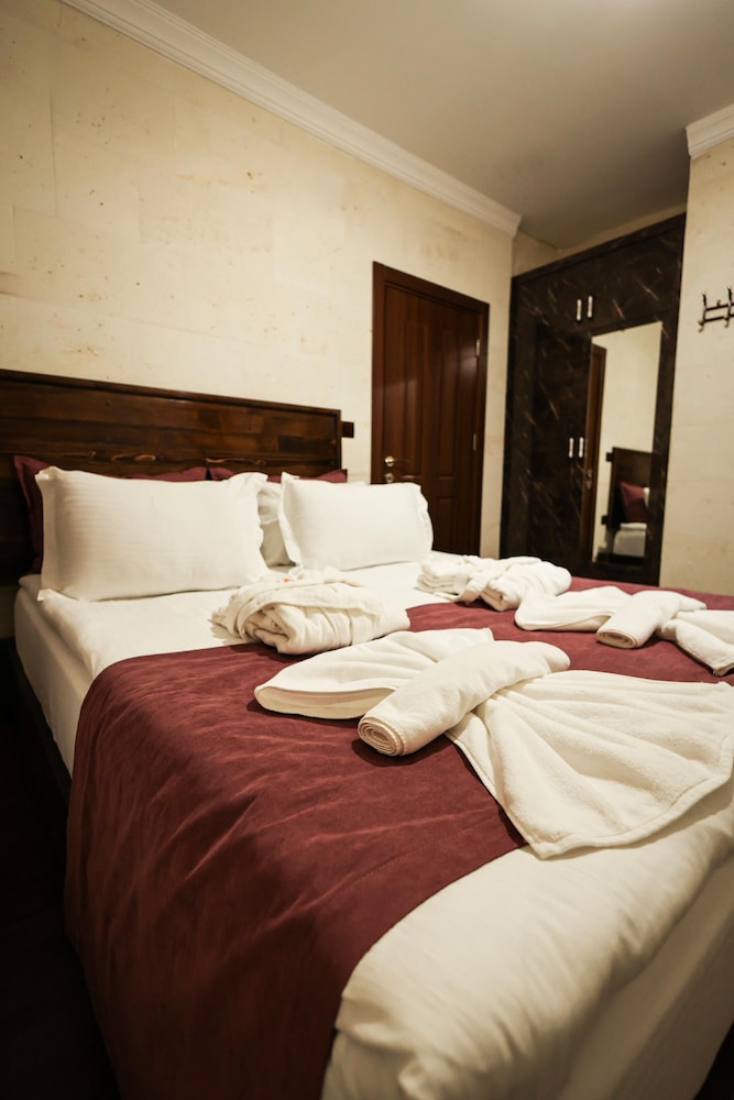 Presidential Suite photo 1
