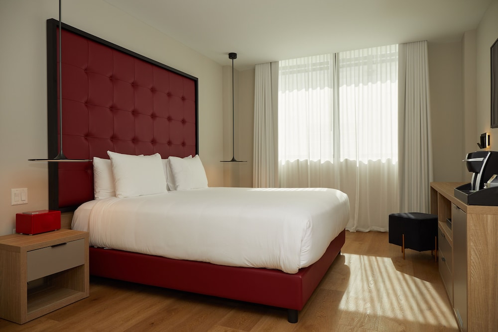 Superior Room, 1 King Bed - Photo 1