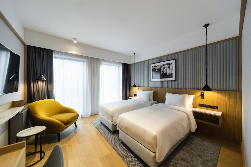 Superior Room (Spa Access) thumbnail 5