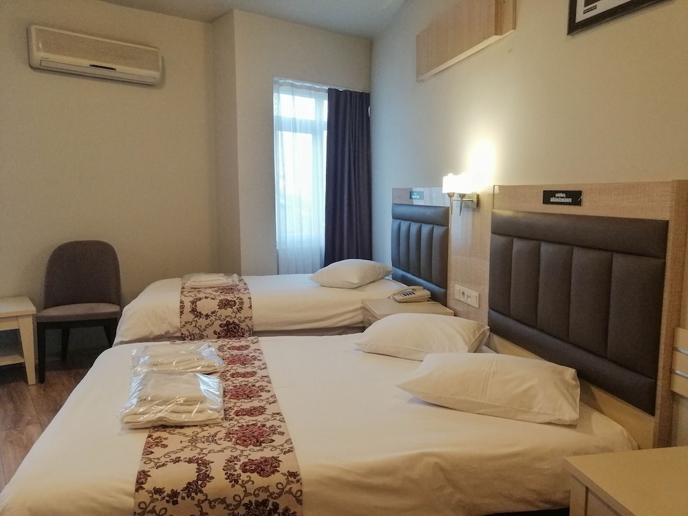 Standard Triple Room - Photo 4