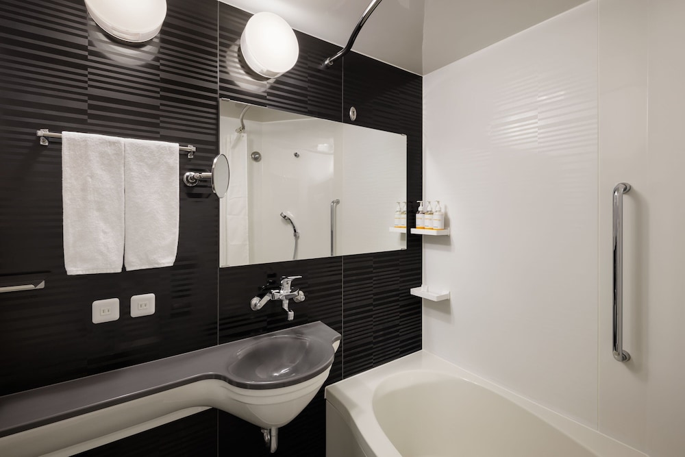 Room, 2 Twin Beds - Photo 2