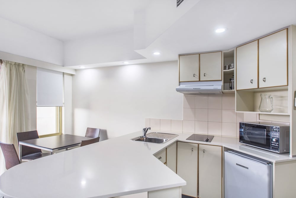 Two Bedroom Apartment - Photo 4