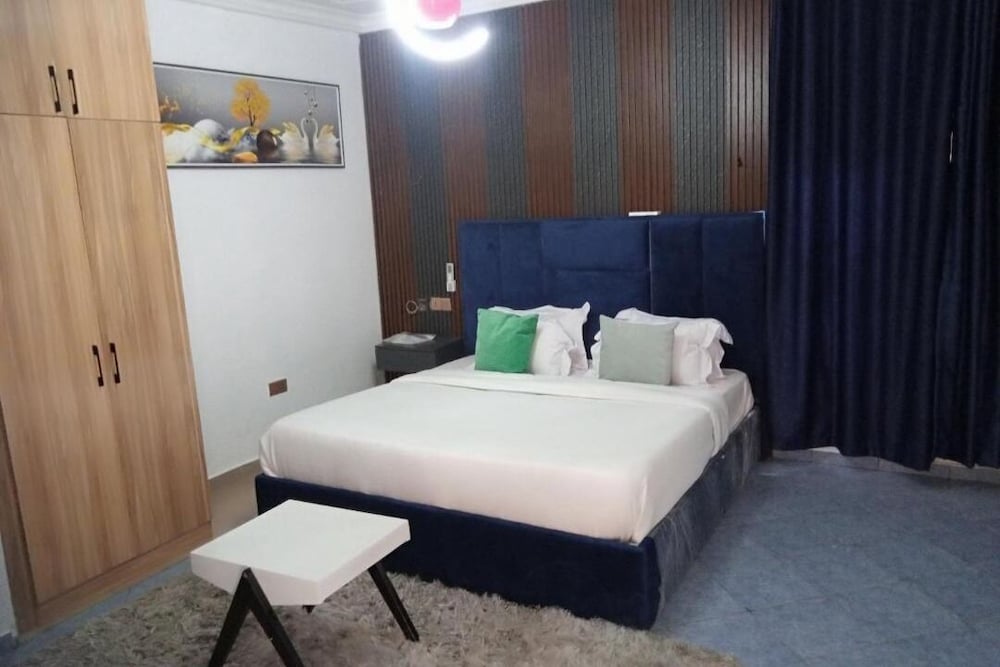 Economy Room, Balcony, City View