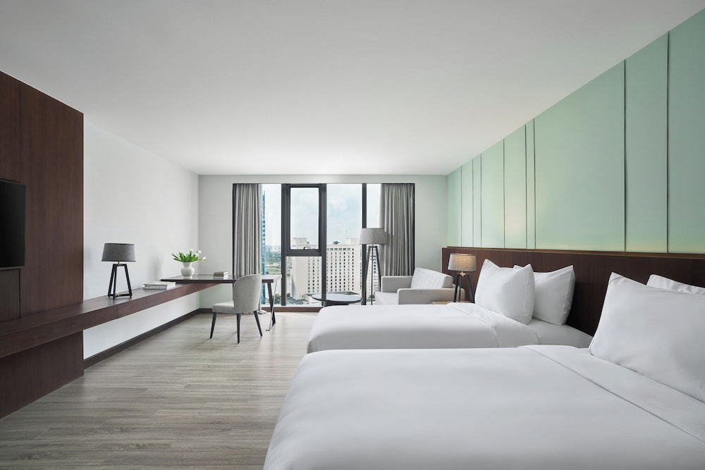 Deluxe Twin Room, City View photo 2