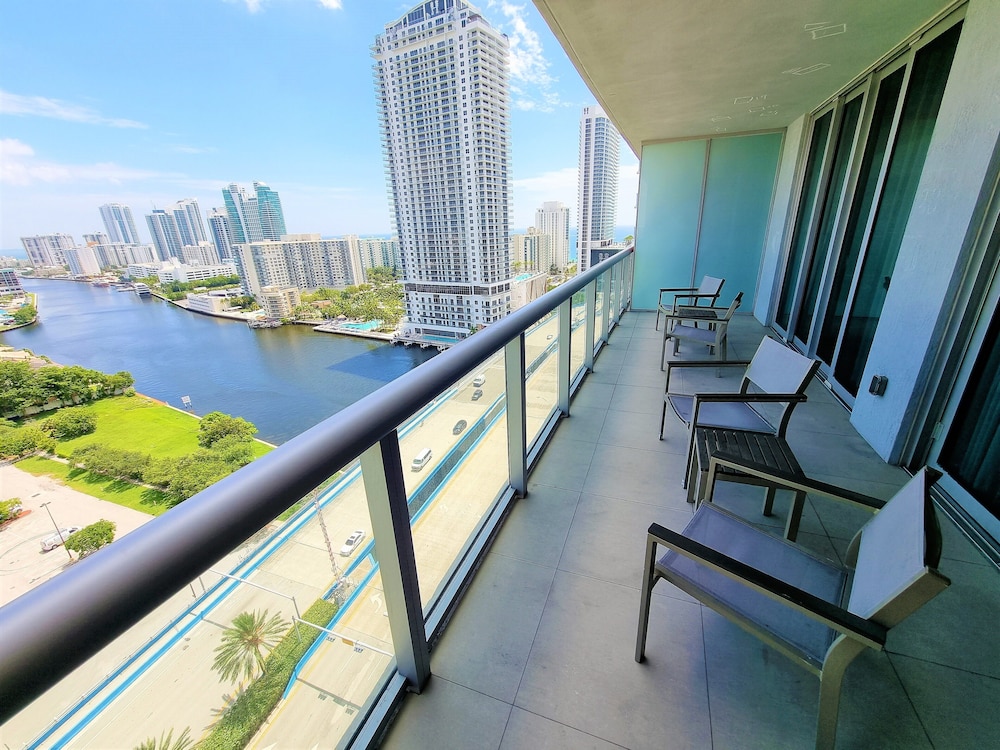 Executive Two Bedrooms Apartment