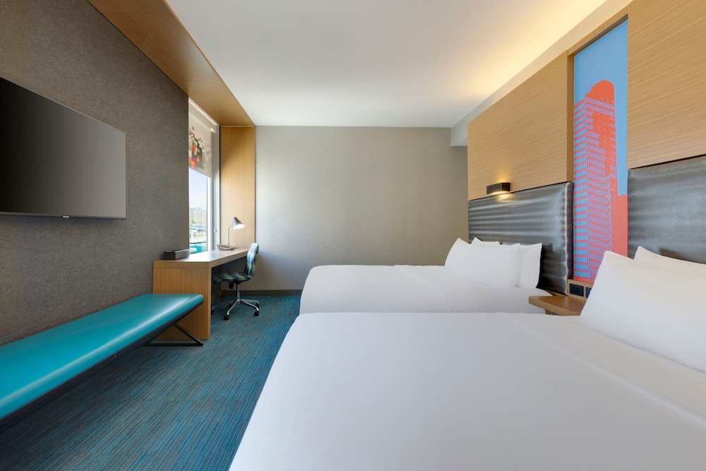 Room, 2 Queen Beds - Photo 2
