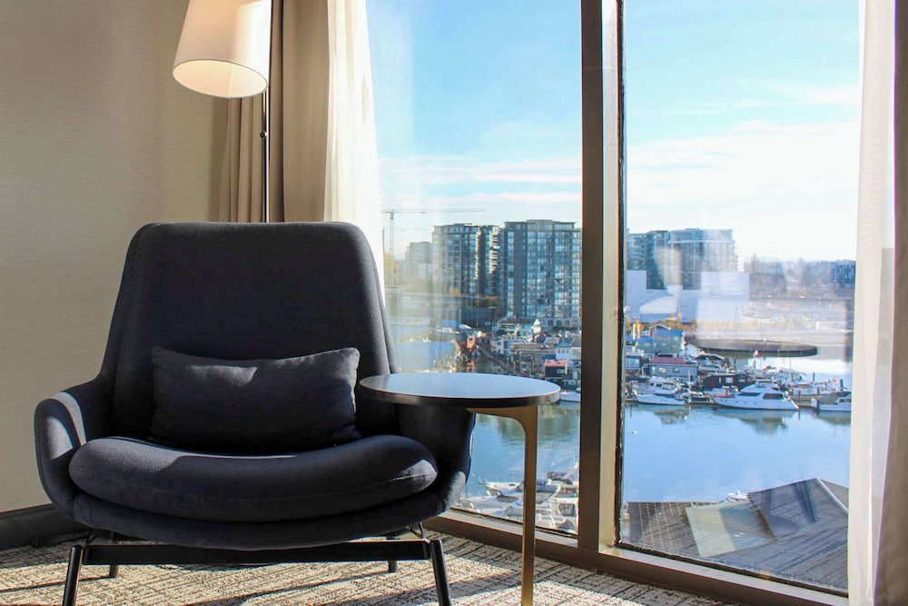 Room, 2 Queen Beds, Non Smoking, Marina View - Photo 4