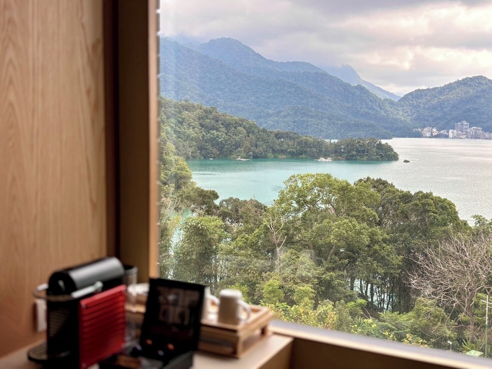 Deluxe Japanese Style Duo View Room