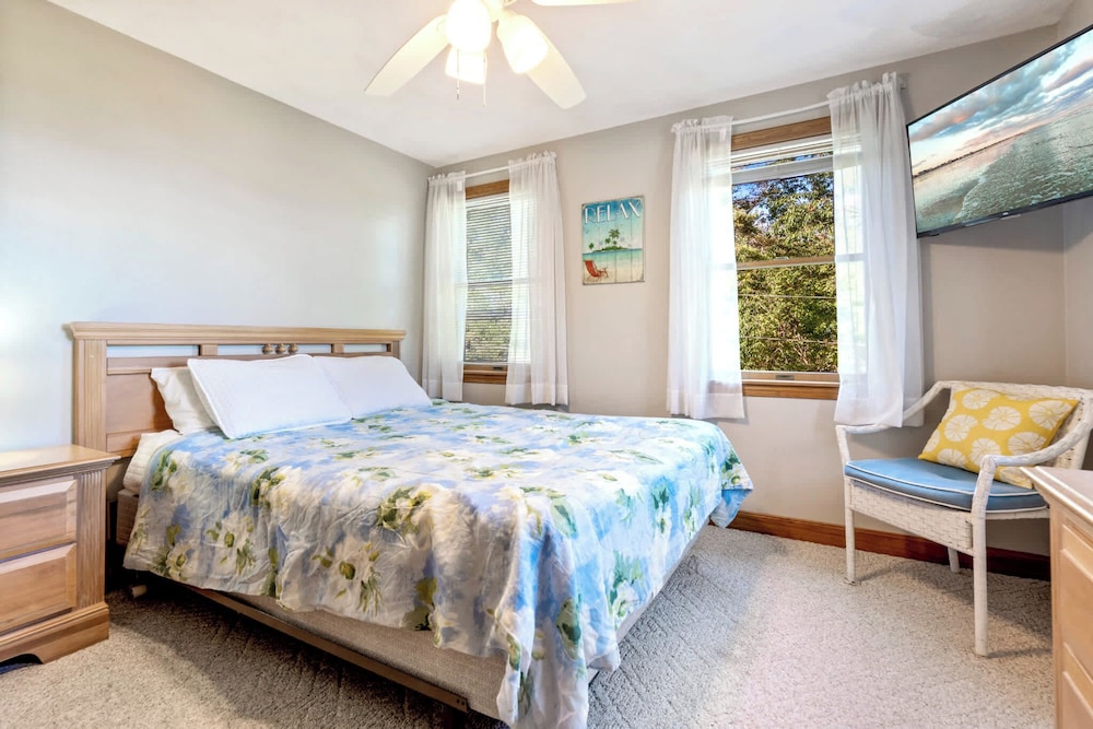 House, Multiple Beds, Balcony, Partial Ocean View (Nubble View) photo 2