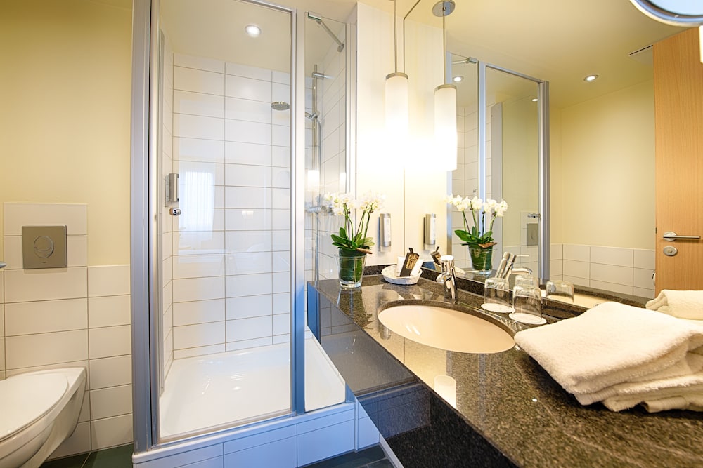 Superior Double or Twin Room, Accessible - Photo 5