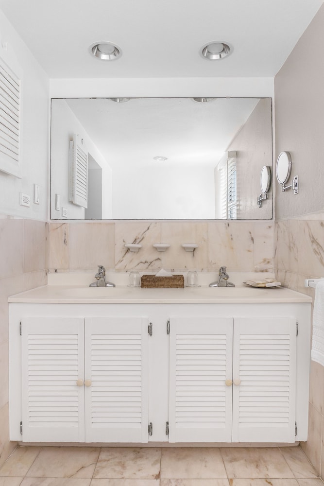 Suite, 2 Bedrooms (water View)