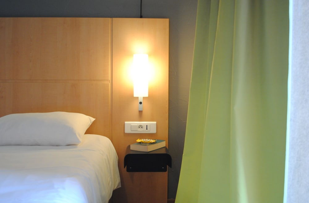 Standard Double Room, 1 Double Bed - Photo 3