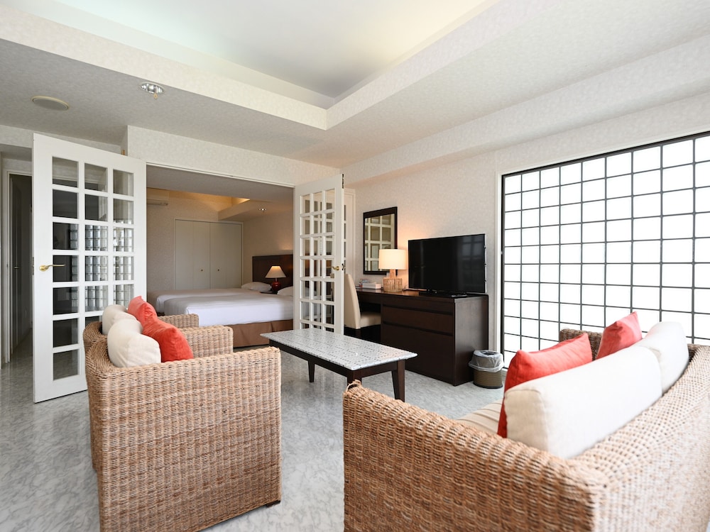 Deluxe Room Partial Ocean View, Non Smoking photo 1