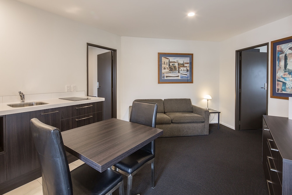 2 Bedroom Hotel Room photo 1