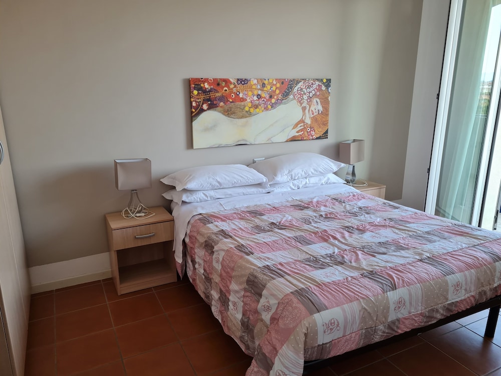 Panoramic Apartment, 1 Bedroom, Accessible, Partial Sea View