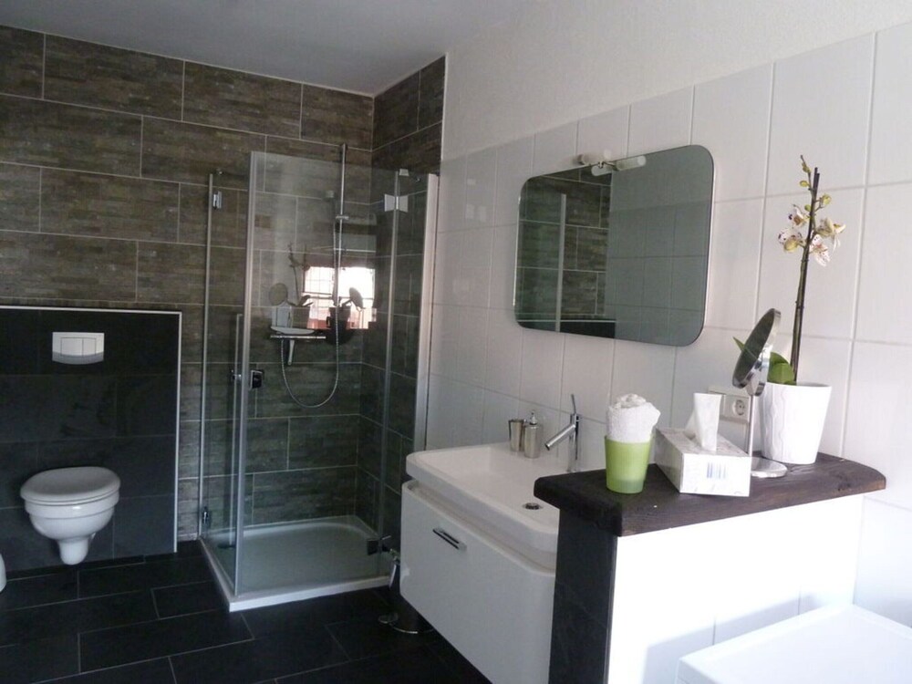 House photo 2