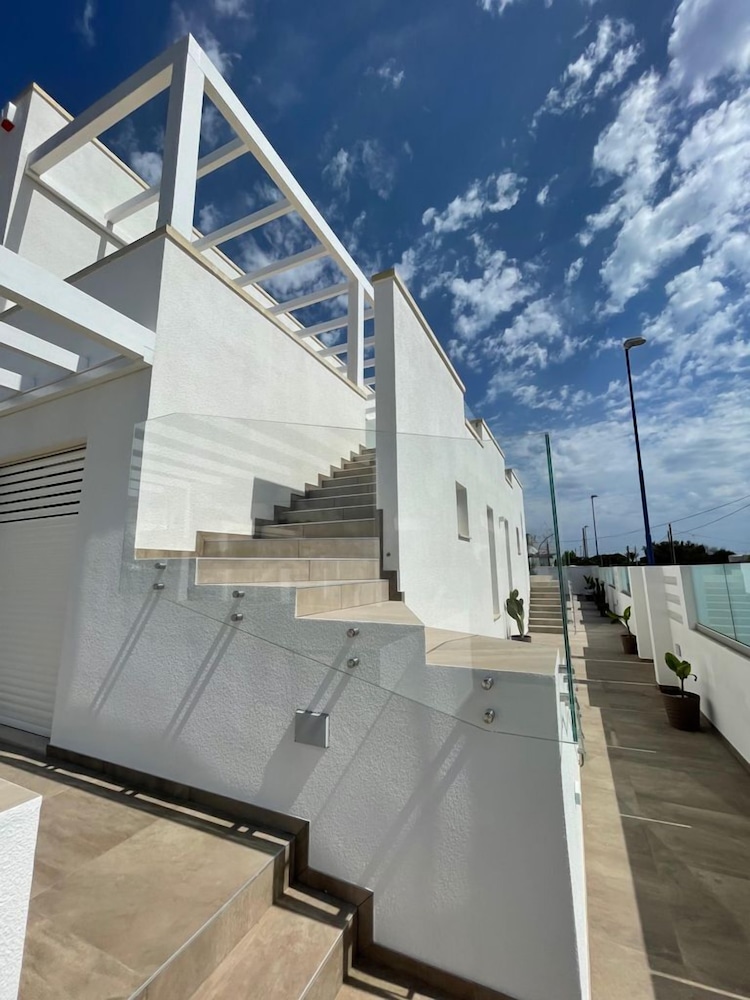 Panoramic Apartment, 2 Bedrooms, Non Smoking, Sea View photo 3