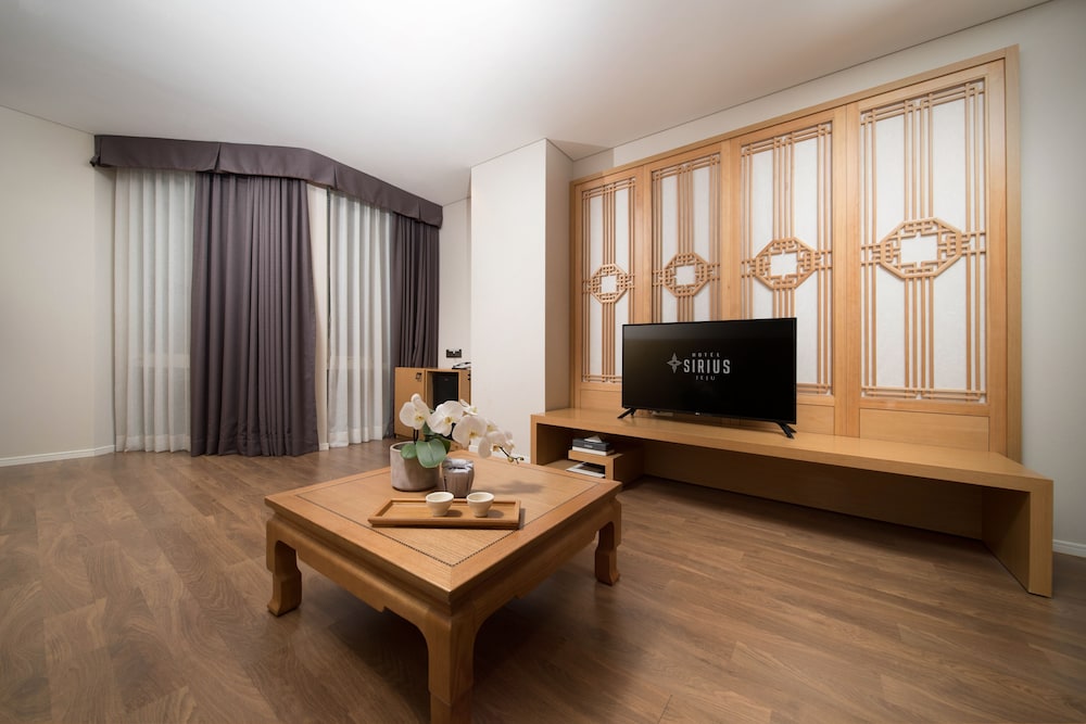 Standard Ondol Room