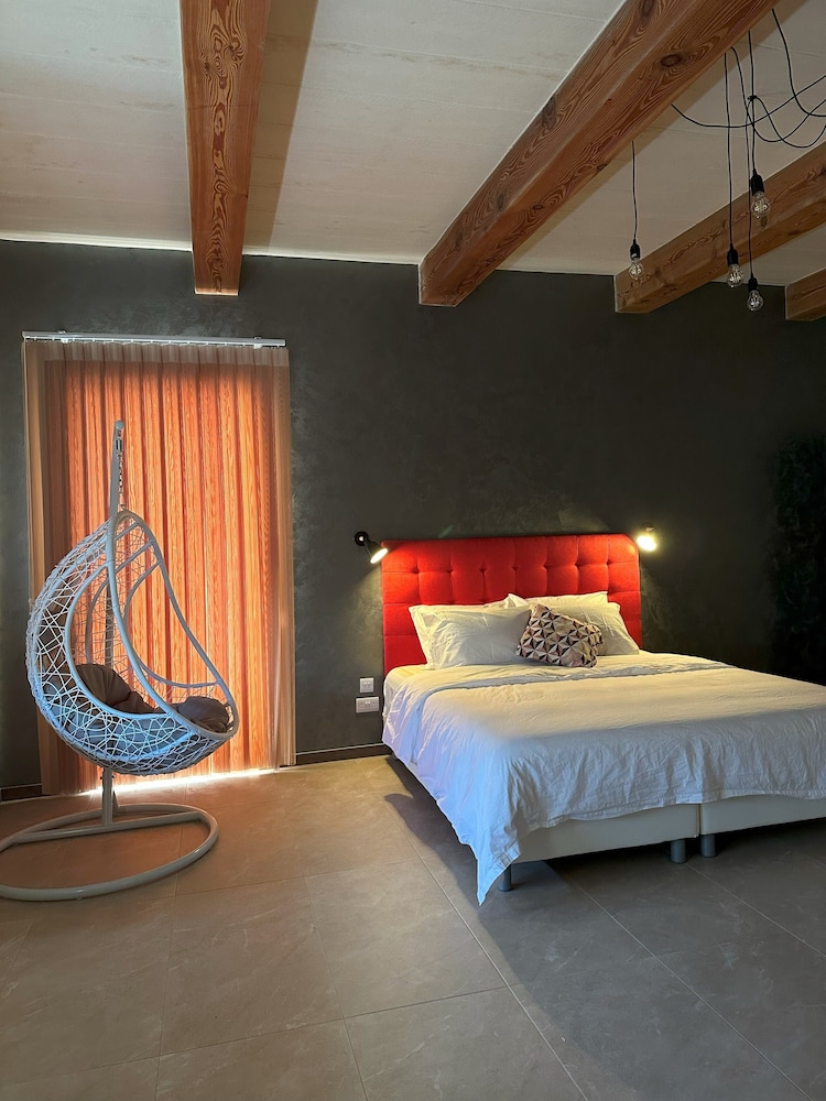 Luxury Room, 1 Queen Bed with Sofa bed, Terrace, Sea View photo 2