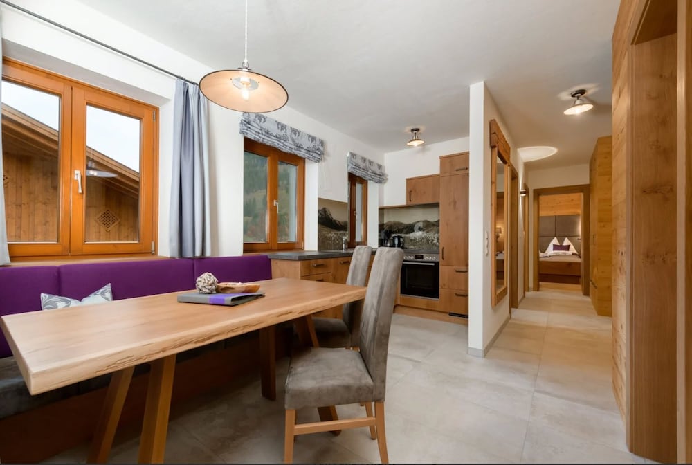 Family Apartment, 2 Bedrooms (Grafenberg) photo 3