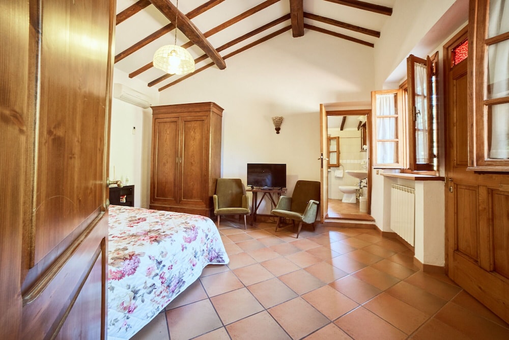 Superior Condo, 1 Bedroom, Terrace, Vineyard View photo 3