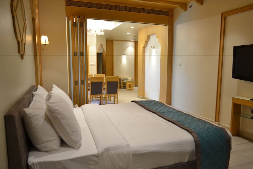 Hazel Suite photo 1