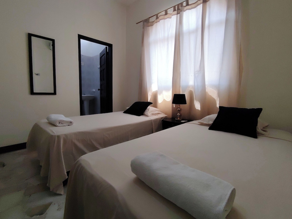 Elite Apartment, 2 Bedrooms, Kitchenette, Park View photo 2