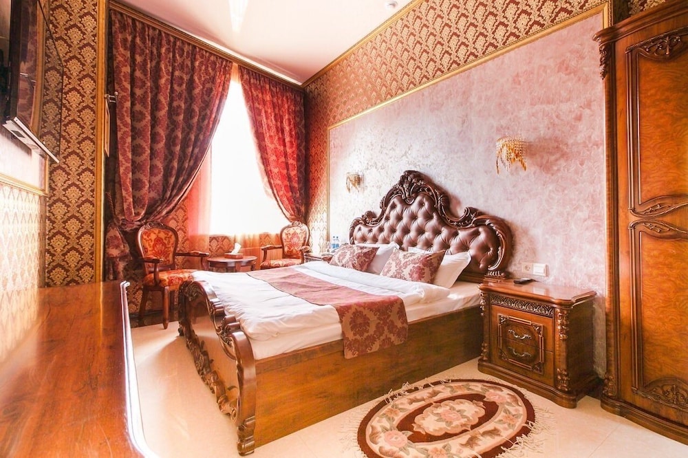 Superior Suite