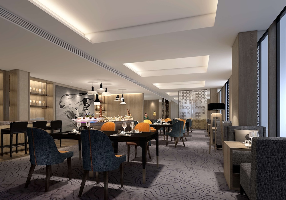 Presidential Suite thumbnail 6