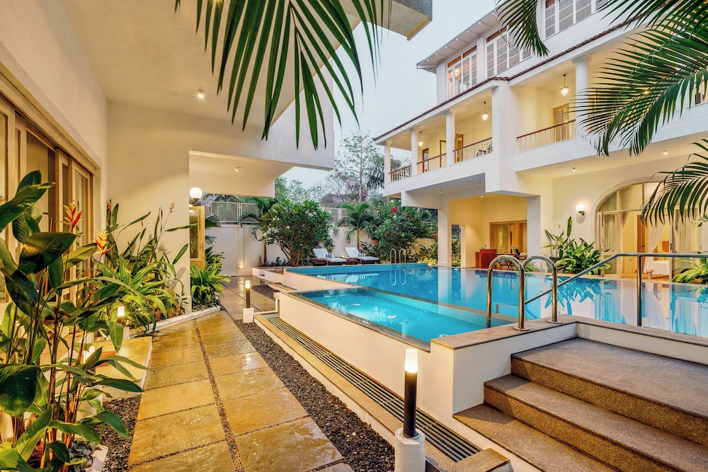 Luxury Villa photo 3