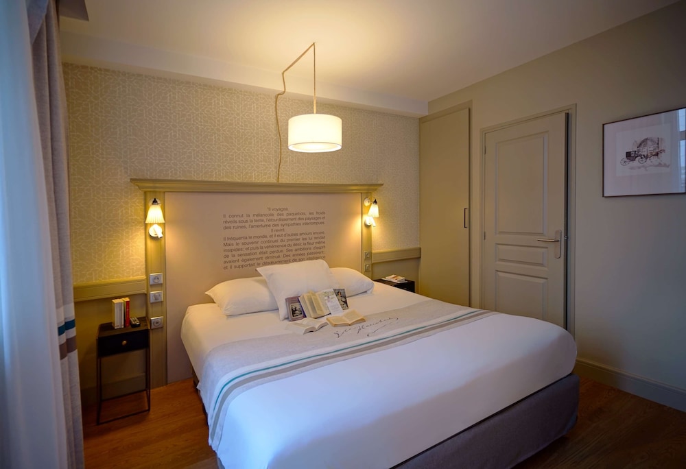 Executive Room, 1 King Bed, Non Smoking - Photo 2