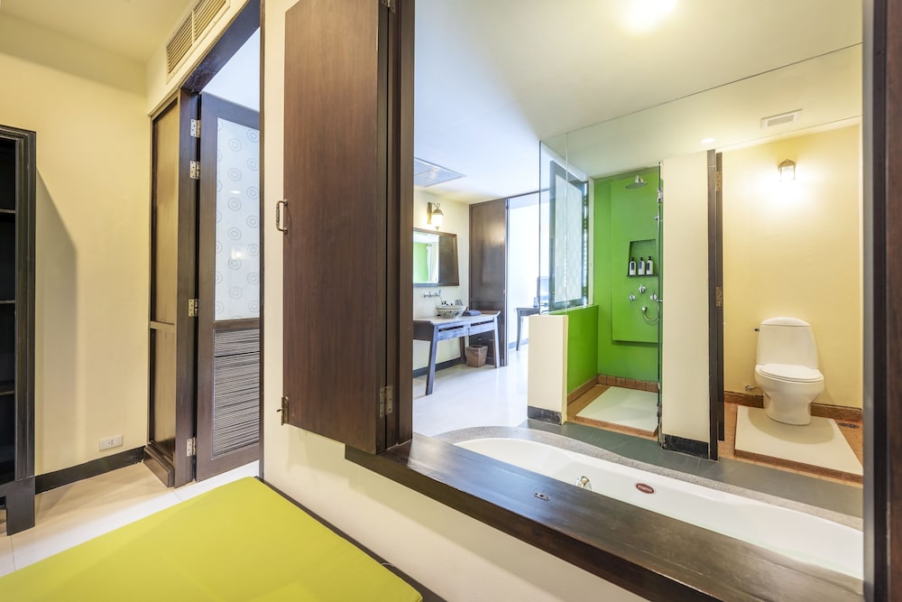 Gold Suite - Photo 13
