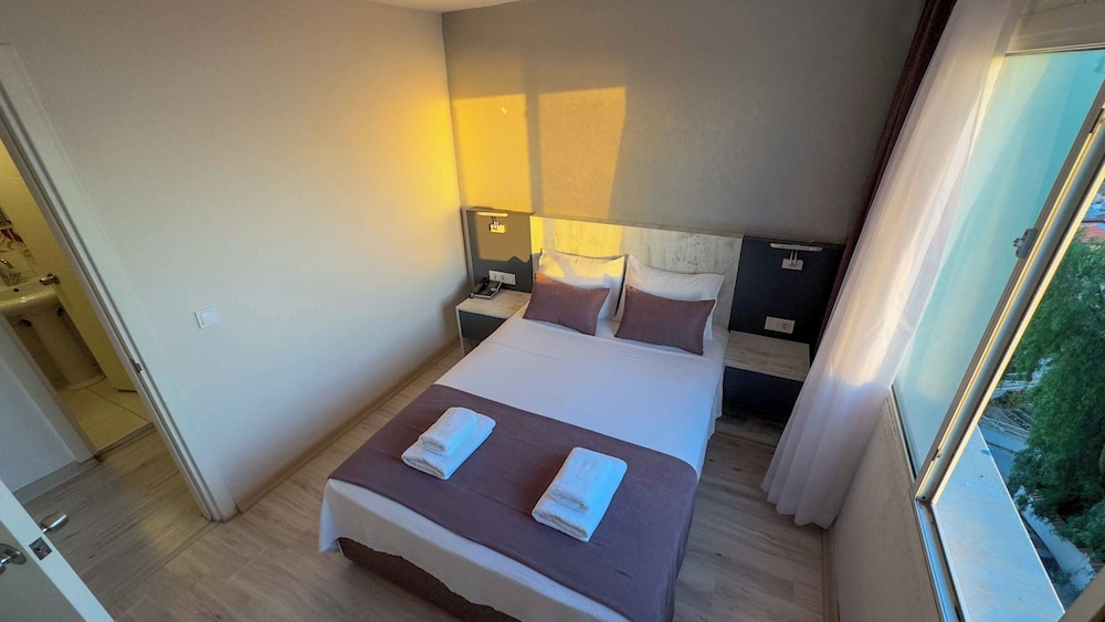 Luxury Suite, 1 Bedroom, Sea View photo 3