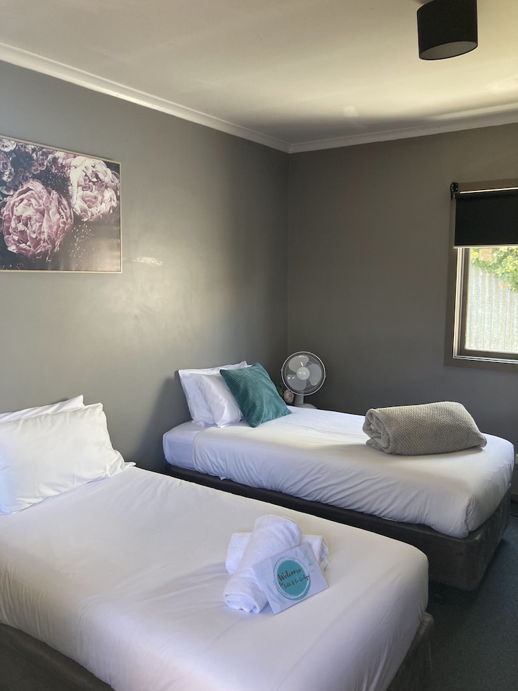 Traditional Double or Twin Room photo 2