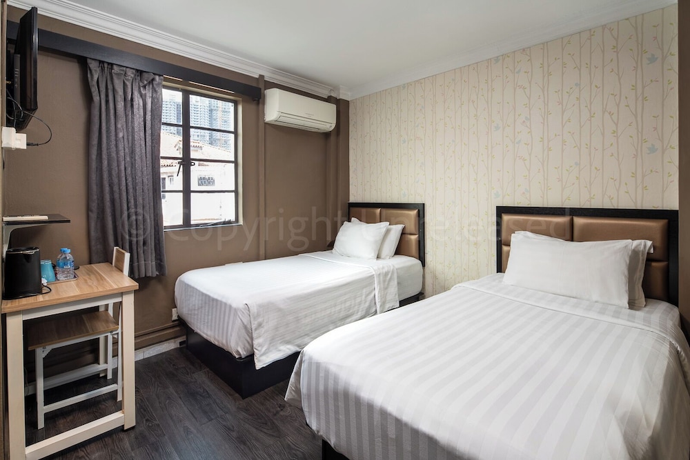 Deluxe Twin Room, City View