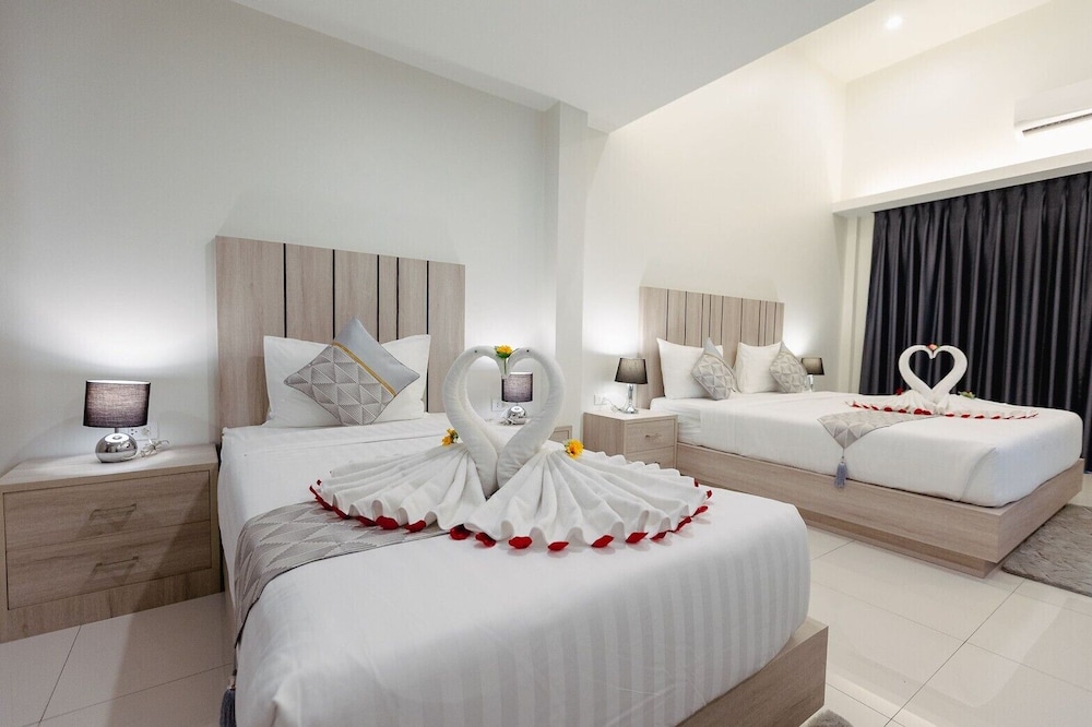 Quadruple Room - Photo 5
