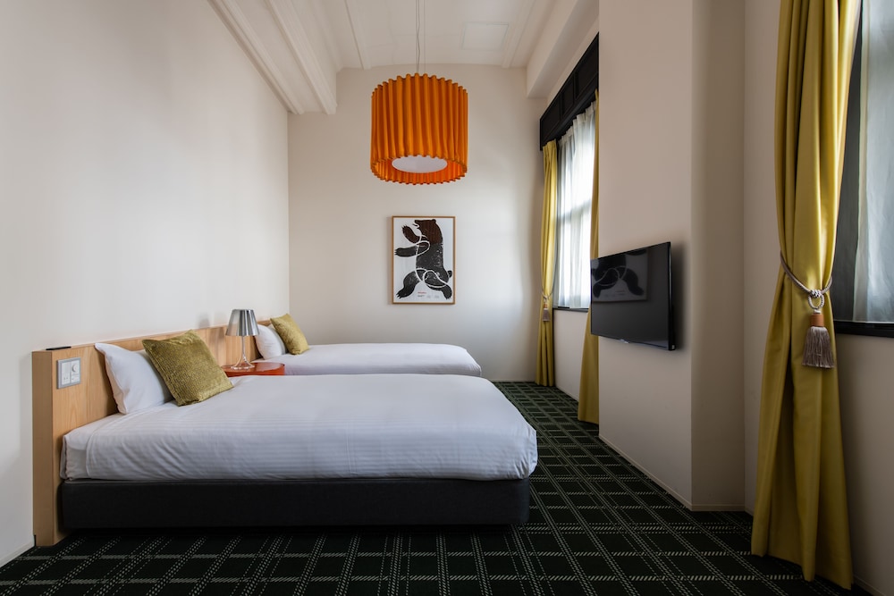 Moderate Triple with Private Bathroom in the Historic Bldg