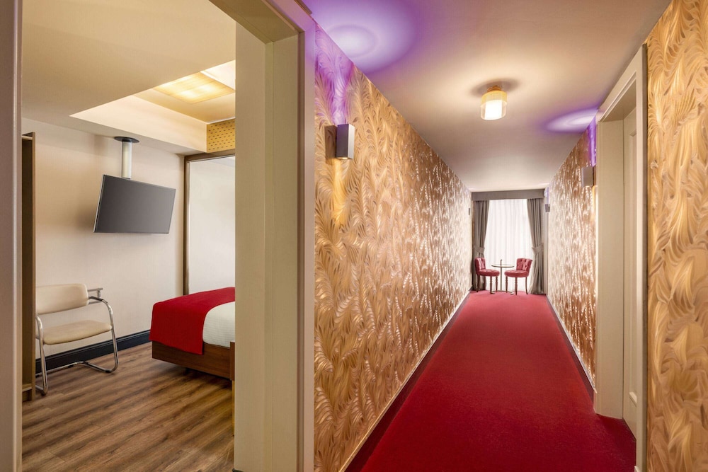Suite, 1 Twin Bed photo 2