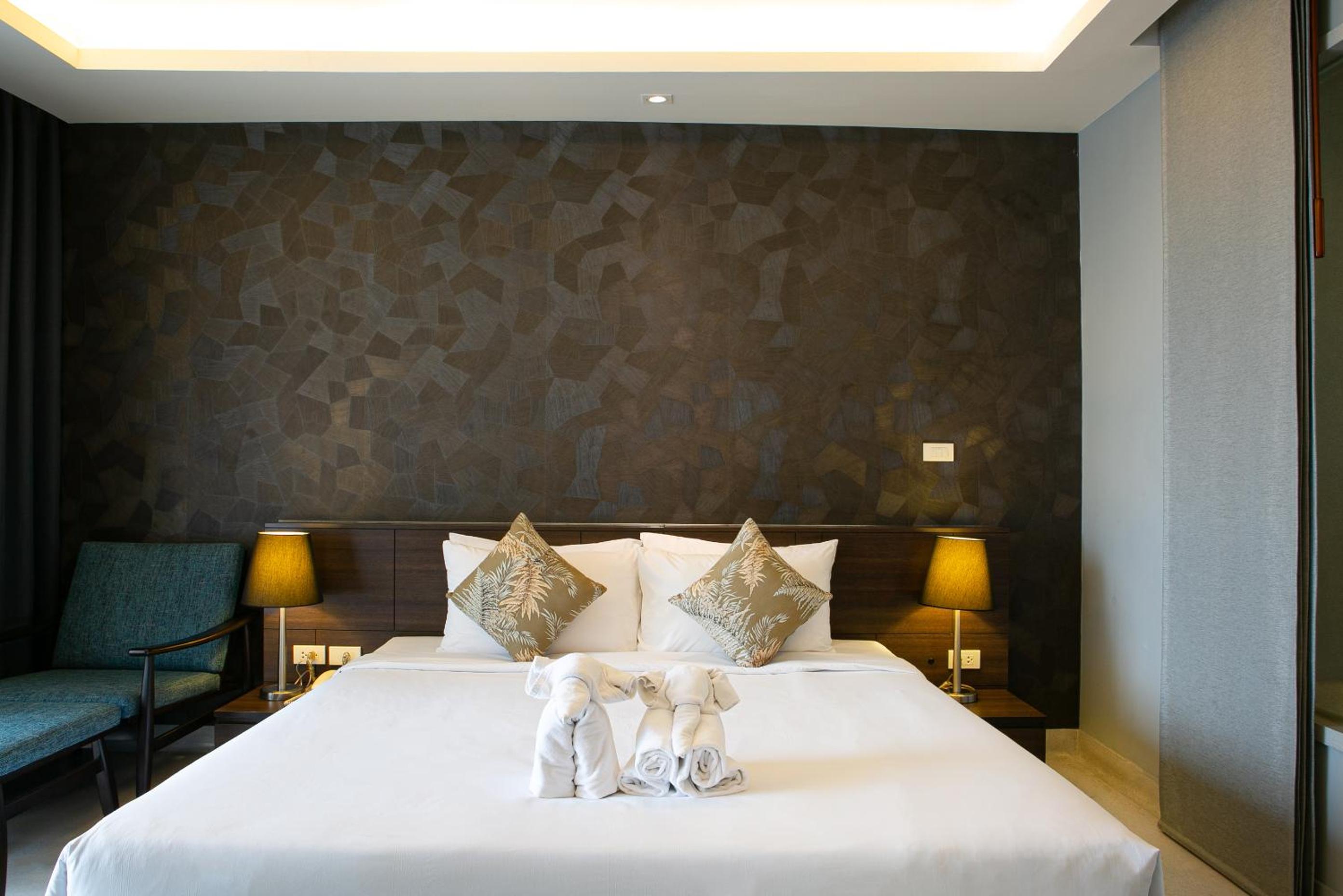 Deluxe Double Room photo 3