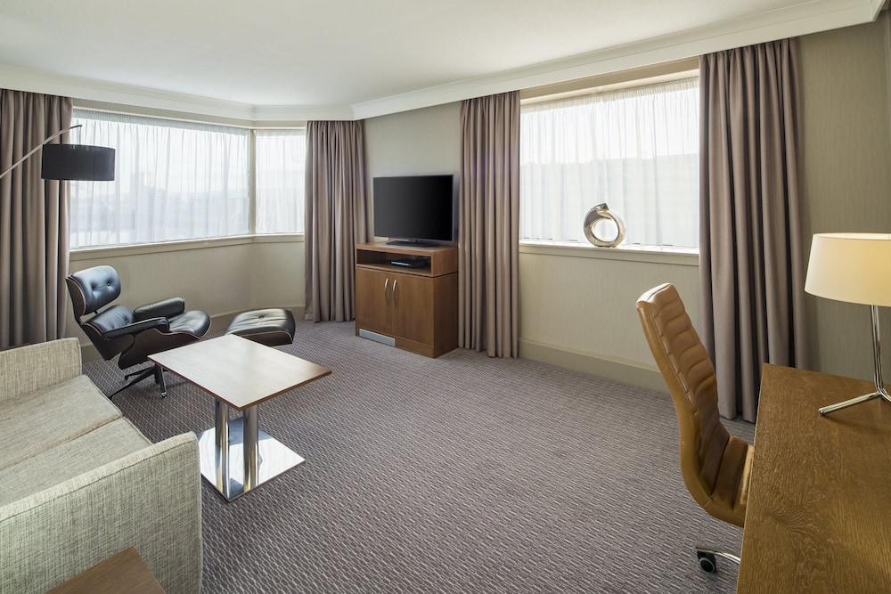 Suite, 1 Bedroom, River View (Super King) - Photo 1
