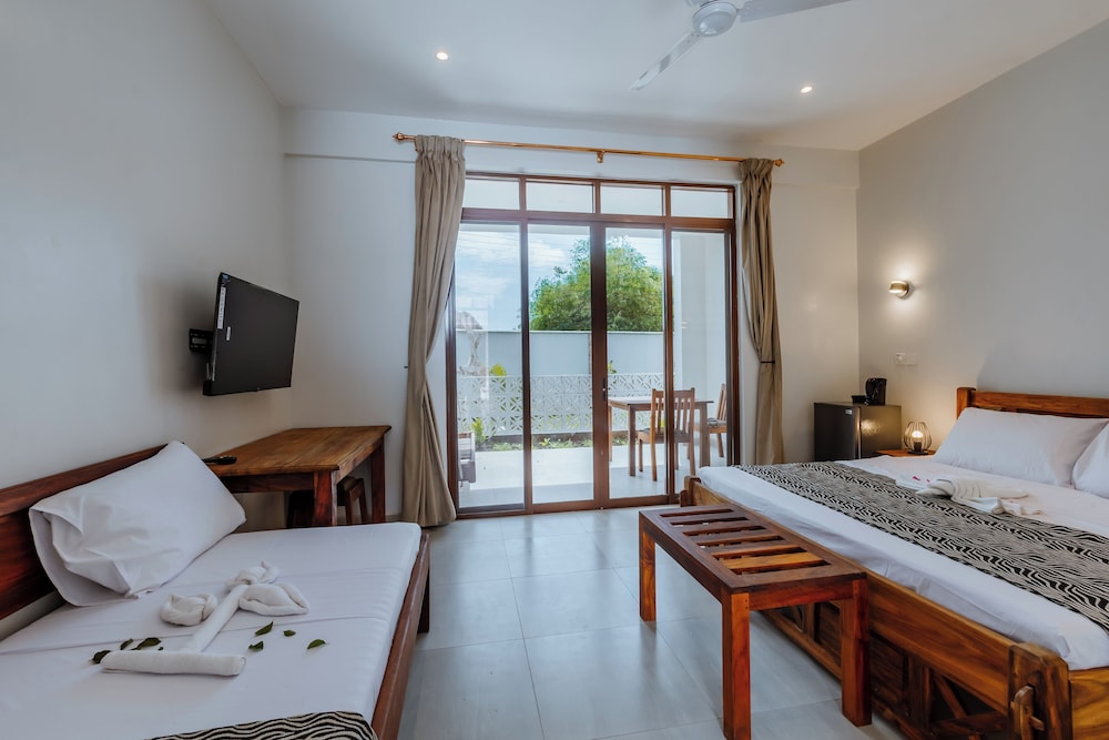 Deluxe Double Room photo 2