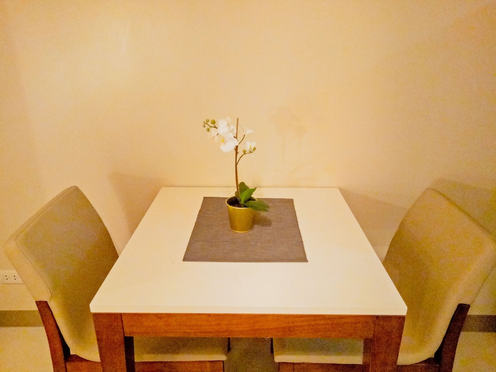 Beautiful 1 Bedroom photo 3