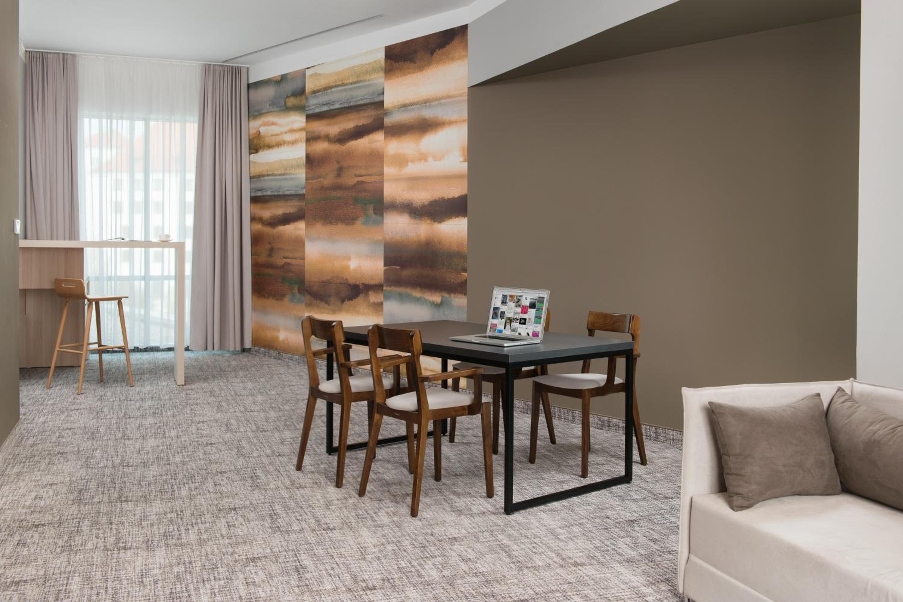 Standard Suite