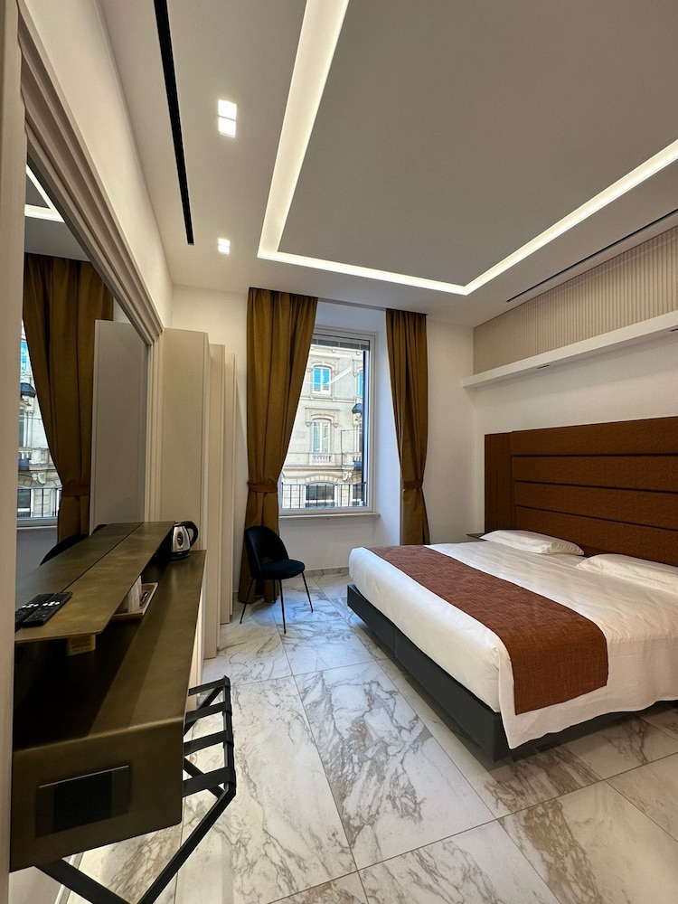 Exclusive Triple Room photo 2