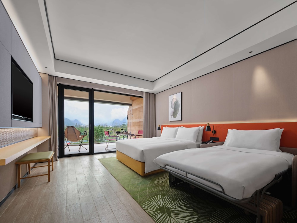 Deluxe Room, 1 King Bed