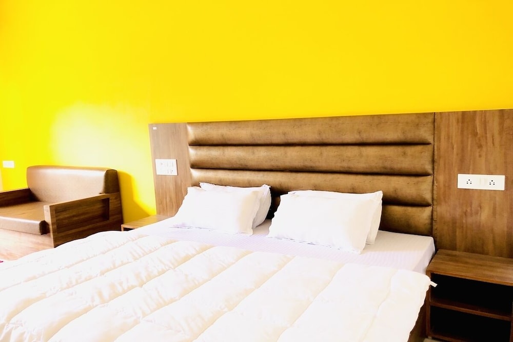 Deluxe Double Room photo 3